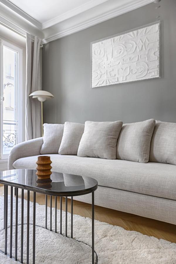 Unique Luxury Parisian flat 2BR/6P -Champs Elysées Exterior foto
